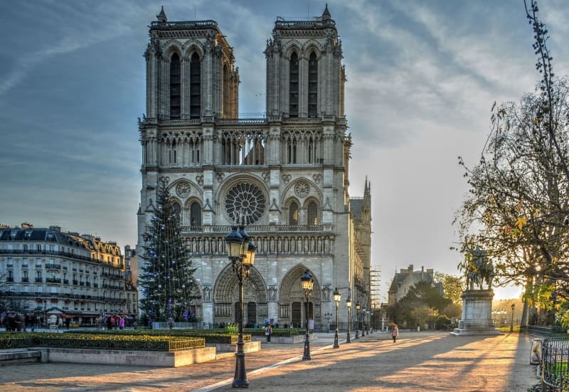 Interview du « Tac au Tac » de Notre-Dame de Paris